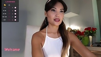 Sensual Asian'S Solo Show On Webcam