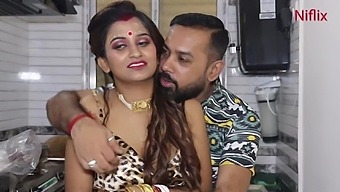 Indian Newlywed Gets Down And Dirty With Her Hubby In The Kitchen