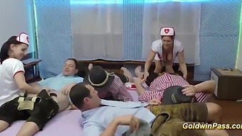 Duitse Verpleegsters In Leren Outfits Gaan Een Extreme Orgie Aan